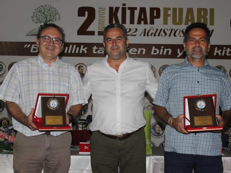 Nasuh Mahruki, 2. Burhaniye Kitap Fuarındaydı…